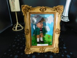 hansel framed